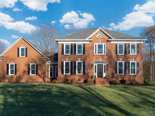 11026 Megwood Dr, Charlotte, NC 28277