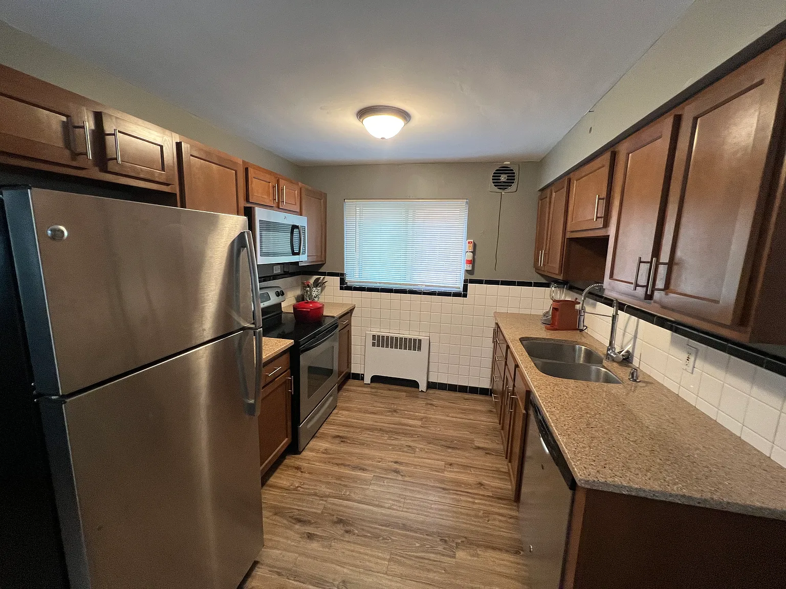2 bed, $1,250 — Photo 4