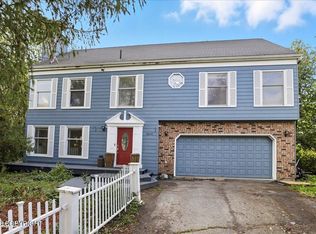 8830 Banjo Cir, Anchorage, AK 99502