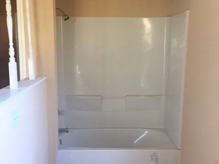 210 Pineleaf Ln — Photo 22