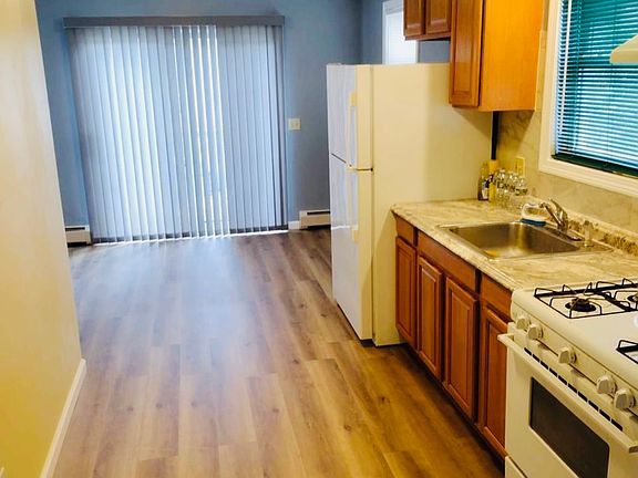 4th image of 72 Ortoleva Dr