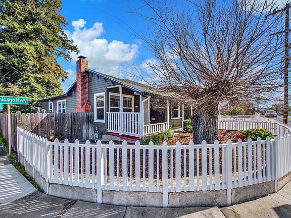 5th image of 2810 Garden Avenue