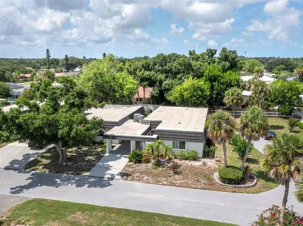 3828 Blue Stone Way #77, Sarasota, FL 34232