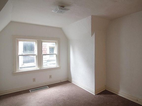 4th image of 302 S Trenton Ave #3