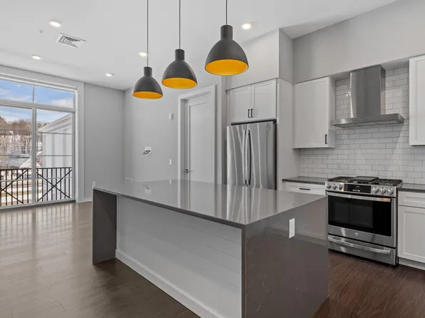 51 Elm Street #308, Laconia, NH 03246