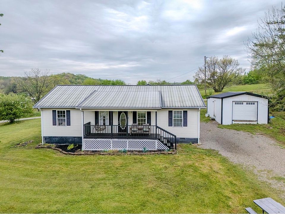 1st image of 25 Dawn Dr