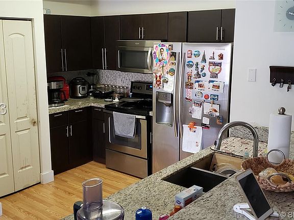 5th image of 7260 NW 114th Ave APT 207
