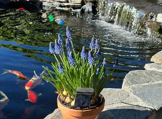 5426 Simpson Ave, Valley Village, CA 91607