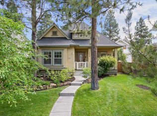 1330 NW Mount Washington Dr, Bend, OR 97703