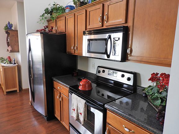 5th image of 2513 Auburn Way