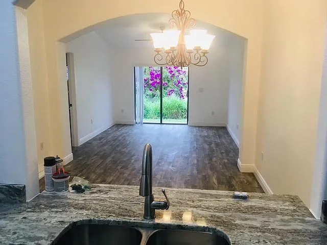 480 Margie Dr — Photo 9