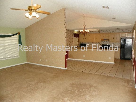 4th image of 2700 Franks Ct
