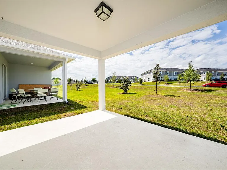 9061 Oscraft Dr — Photo 16