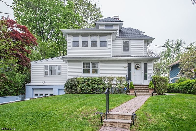 1st image of 129 Mountain Ave