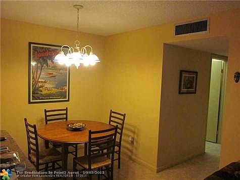 3rd image of 7212 Ashmont Cir #116