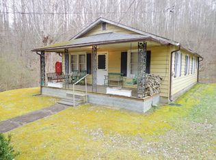 130 Sidney Grindstaff Ln, Hampton, TN 37658