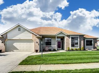 11127 Willow Creek Dr, Fort Wayne, IN
