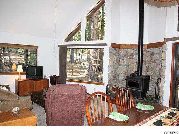 3rd image of 3948 Natchez Dr
