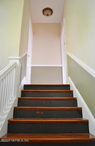 1st image of 2856 La Viere St