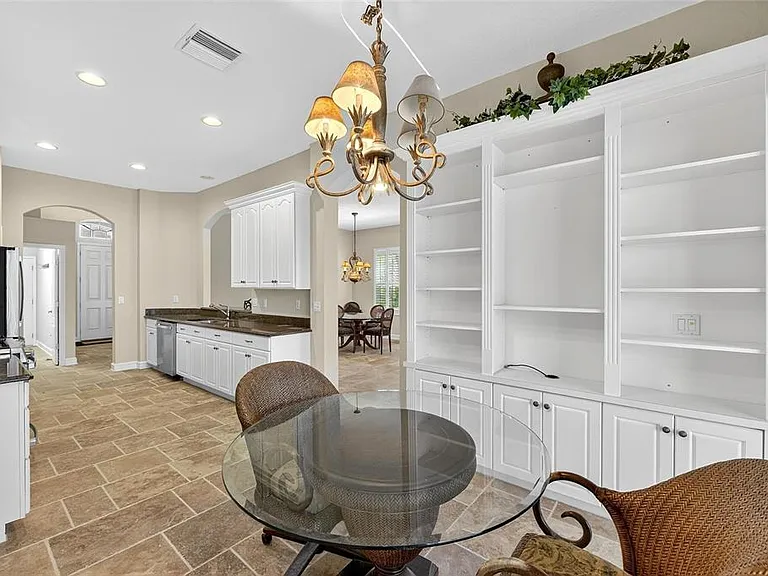 1039 Emerald Dunes Dr — Photo 29