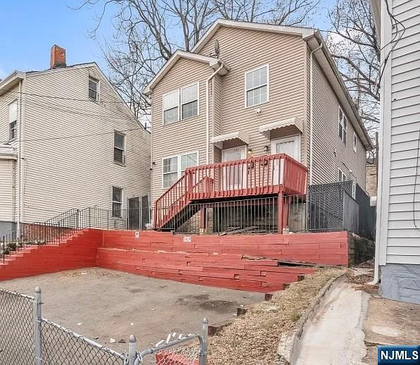 9 N 3rd St #7