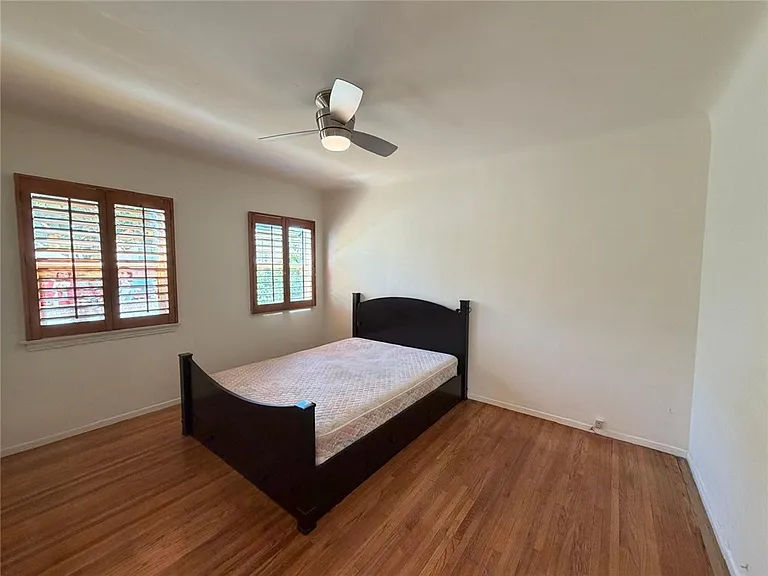 10623A Olive St — Photo 8
