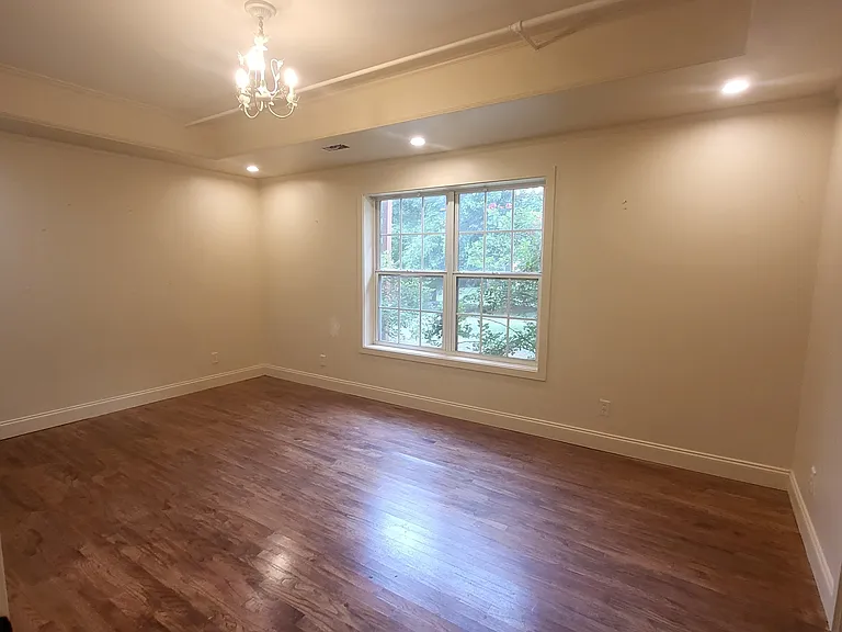 4810 Edinburgh Dr — Photo 13