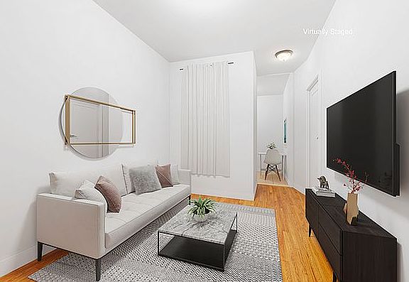 2nd image of 215 E 88th St APT 1B