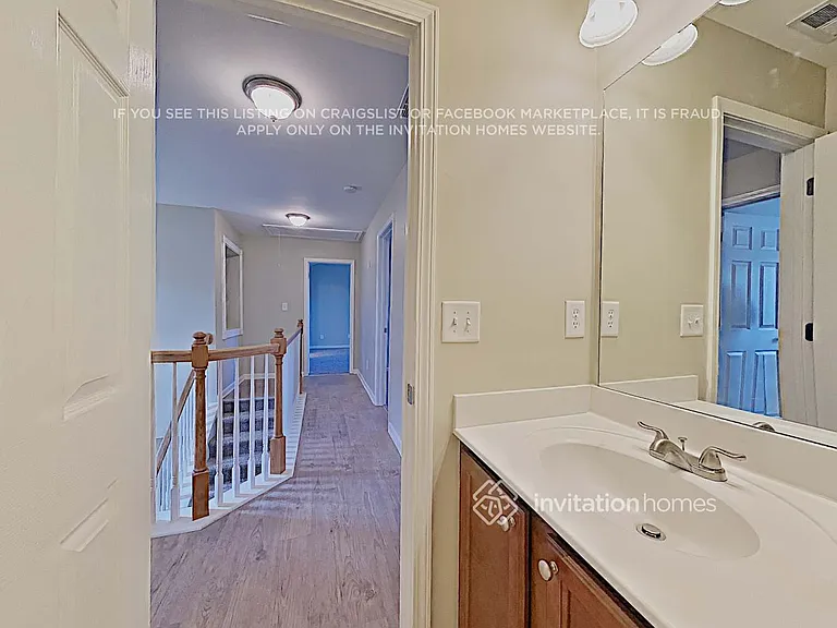 925 Donington Cir — Photo 18