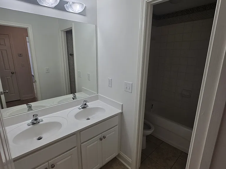 5935 Lake Oak Lndg — Photo 14