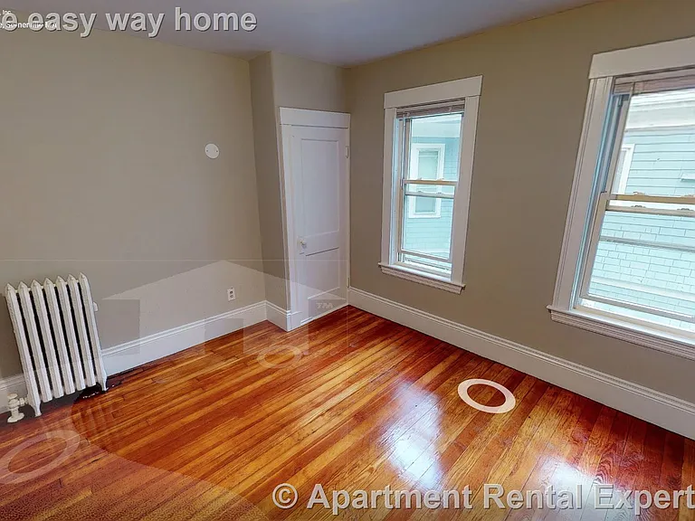 25 Pennsylvania Ave #2 — Photo 5