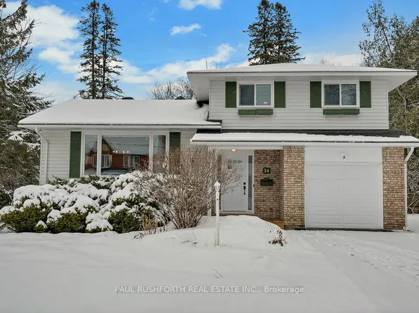 34 Beverly St, Ottawa, ON K2S 0S2