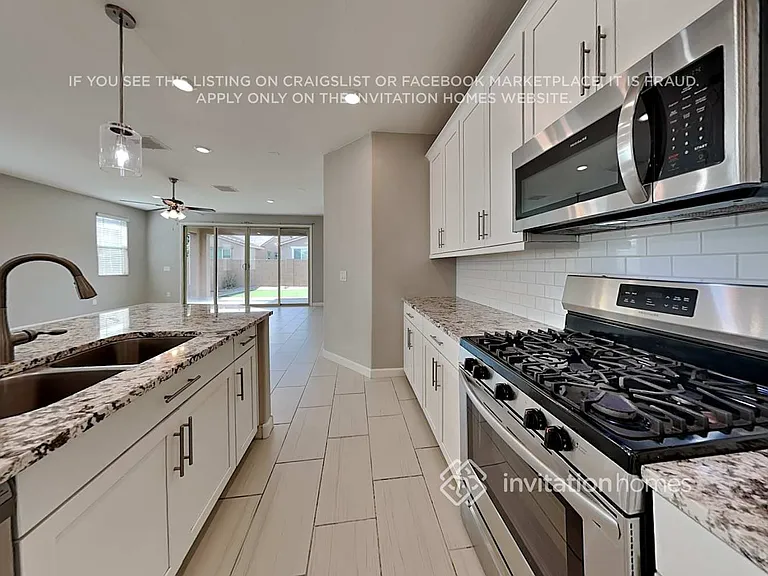 354 W Rainbow Bridge Ln — Photo 7
