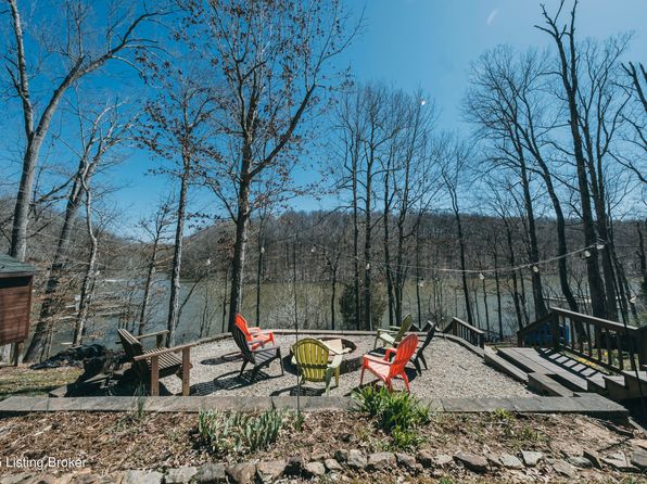 387 Timberlake Ln, Mc Daniels, KY 40152