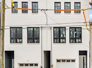 334 Carson St, Philadelphia, PA 19128