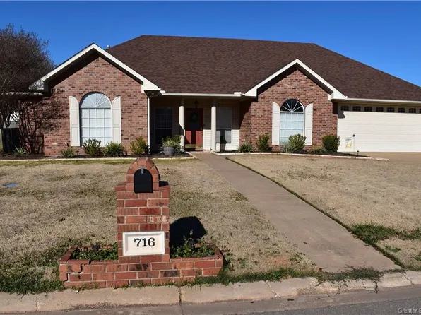 716 Saint Clair Ave, Natchitoches, LA 71457