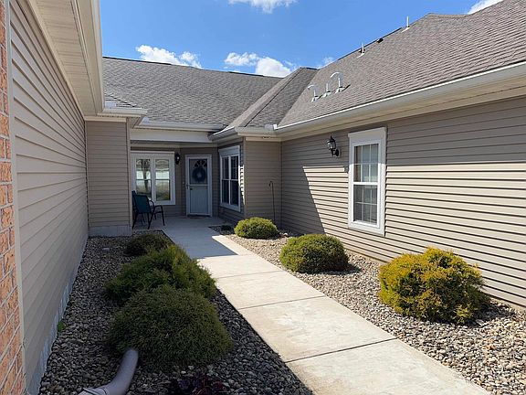 2nd image of 77 Northlight Way #35