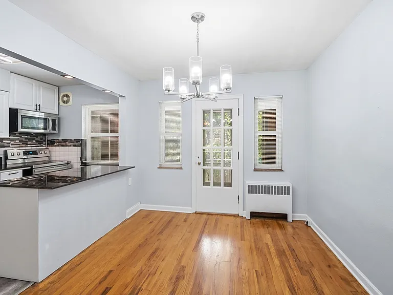 3524 Hazelwood Ave #1 — Photo 13