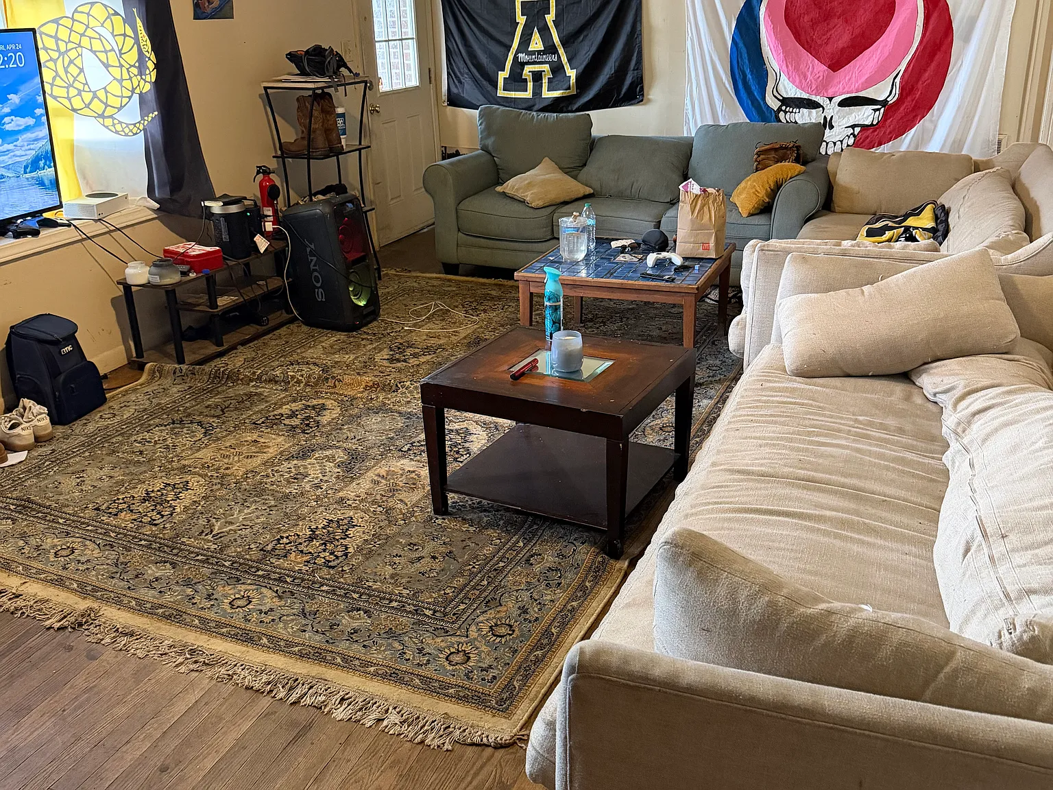 6 bed, 2000 sqft, $3,000 — Photo 4