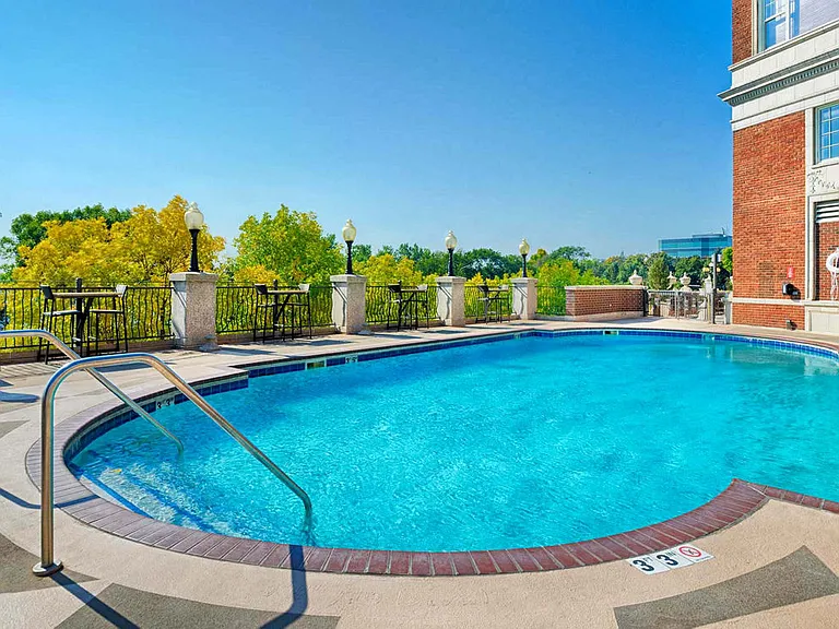 The Beach Club Residences — Photo 12