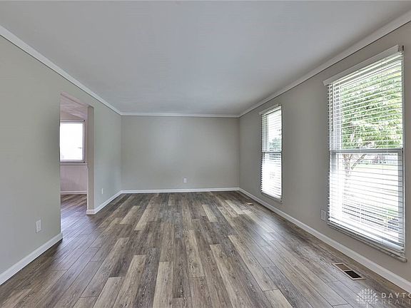 3rd image of 7067 Sandalview Dr