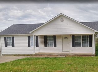 128 Henry Dr, Berea, KY 40403