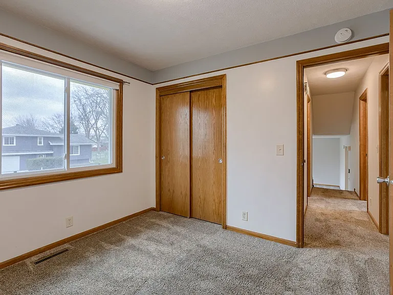 13906 Jennifer Rd — Photo 15