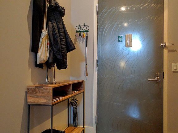5th image of 70 Kosciuszko St APT 1M