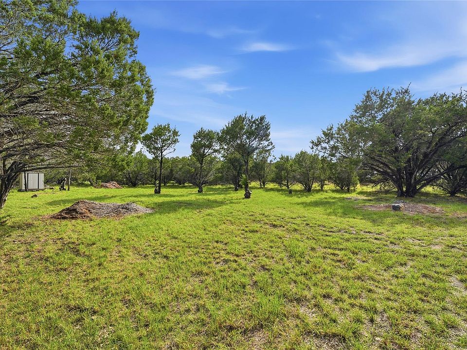 1st image of 30 Meadow Oak Ct