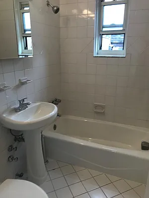 Rented by Hampshire Assets LLC | media 9