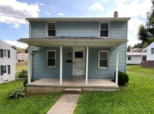 250 Hanover St, Glen Rock, PA 17327
