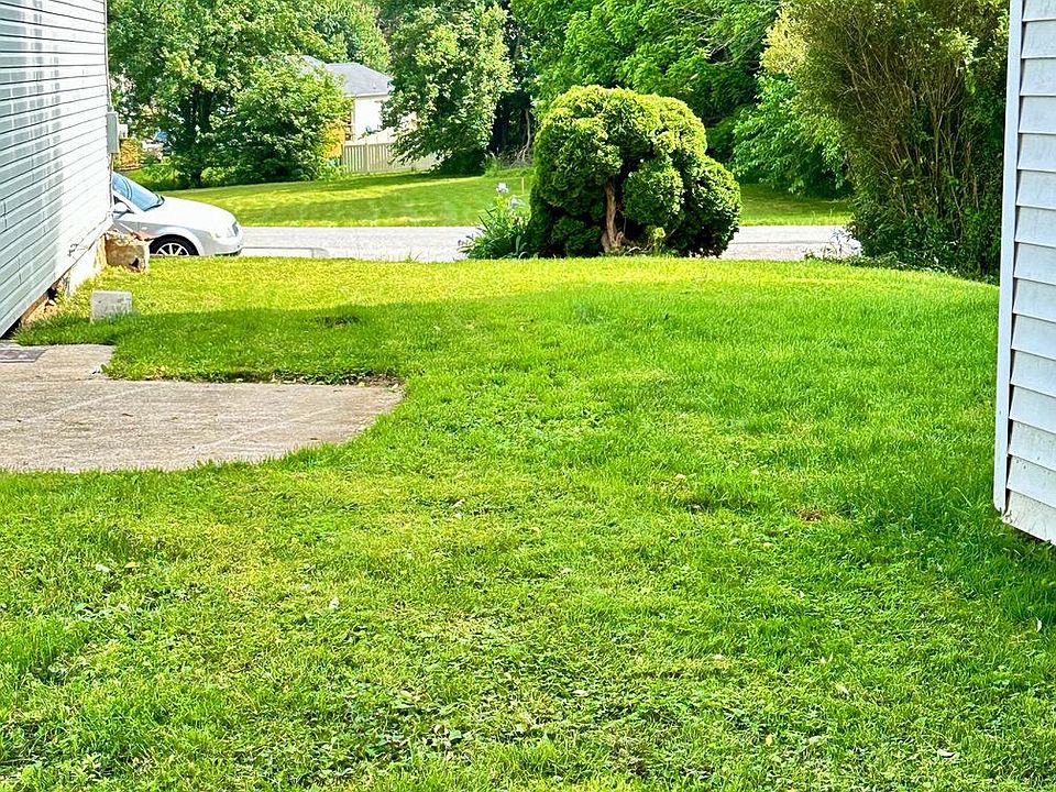 1st image of 537 4th Ave
