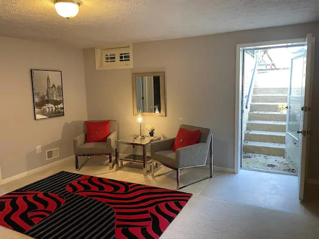 46620 Hampshire Station Dr — Photo 4