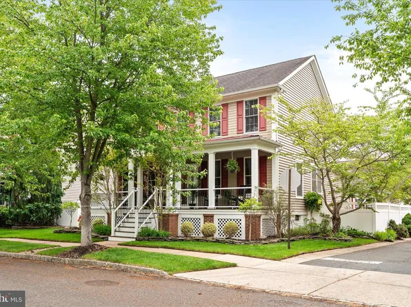 12 Hulse St, Robbinsville, NJ 08691